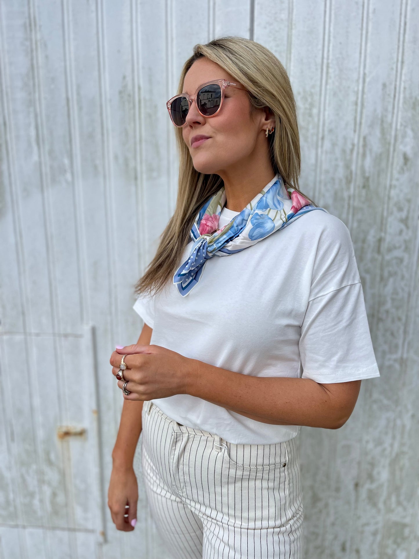 Martha white tshirt with blue neck scarf