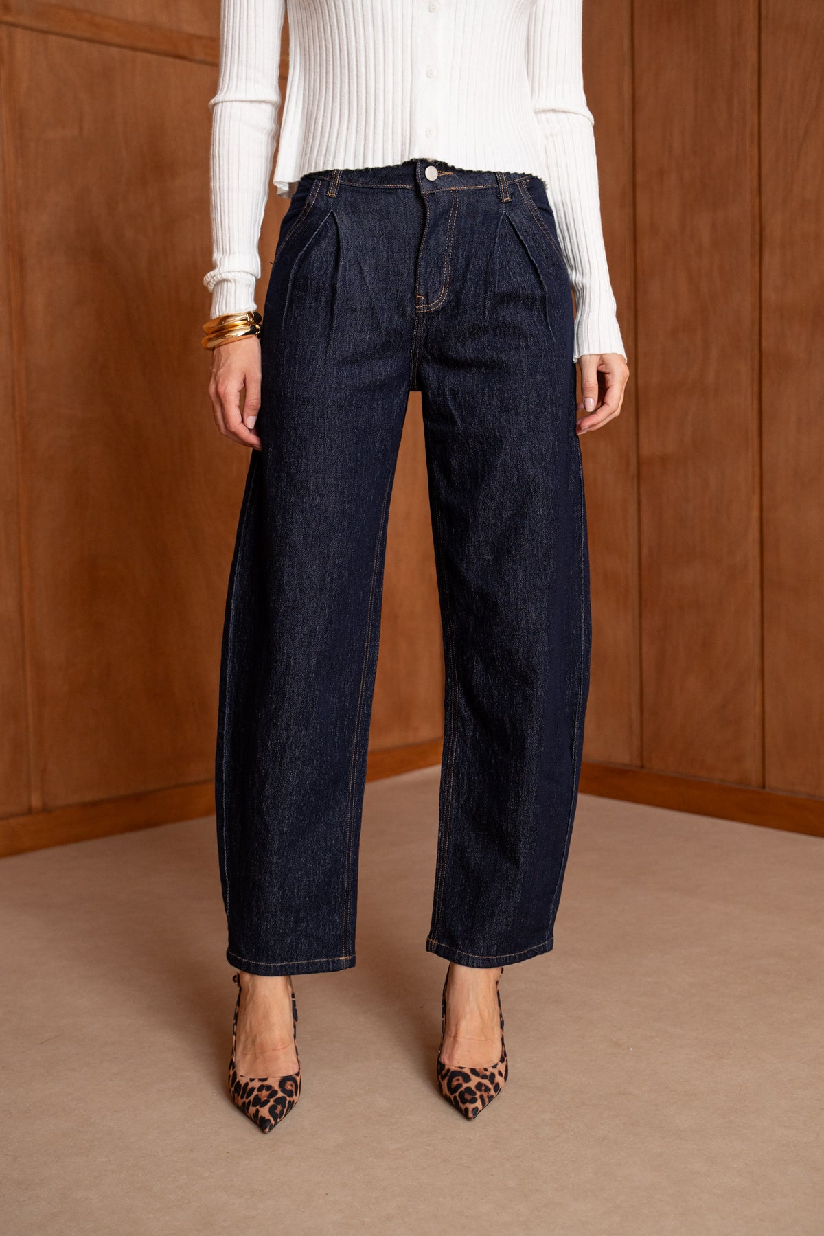 Aoife dark blue barrel jeans