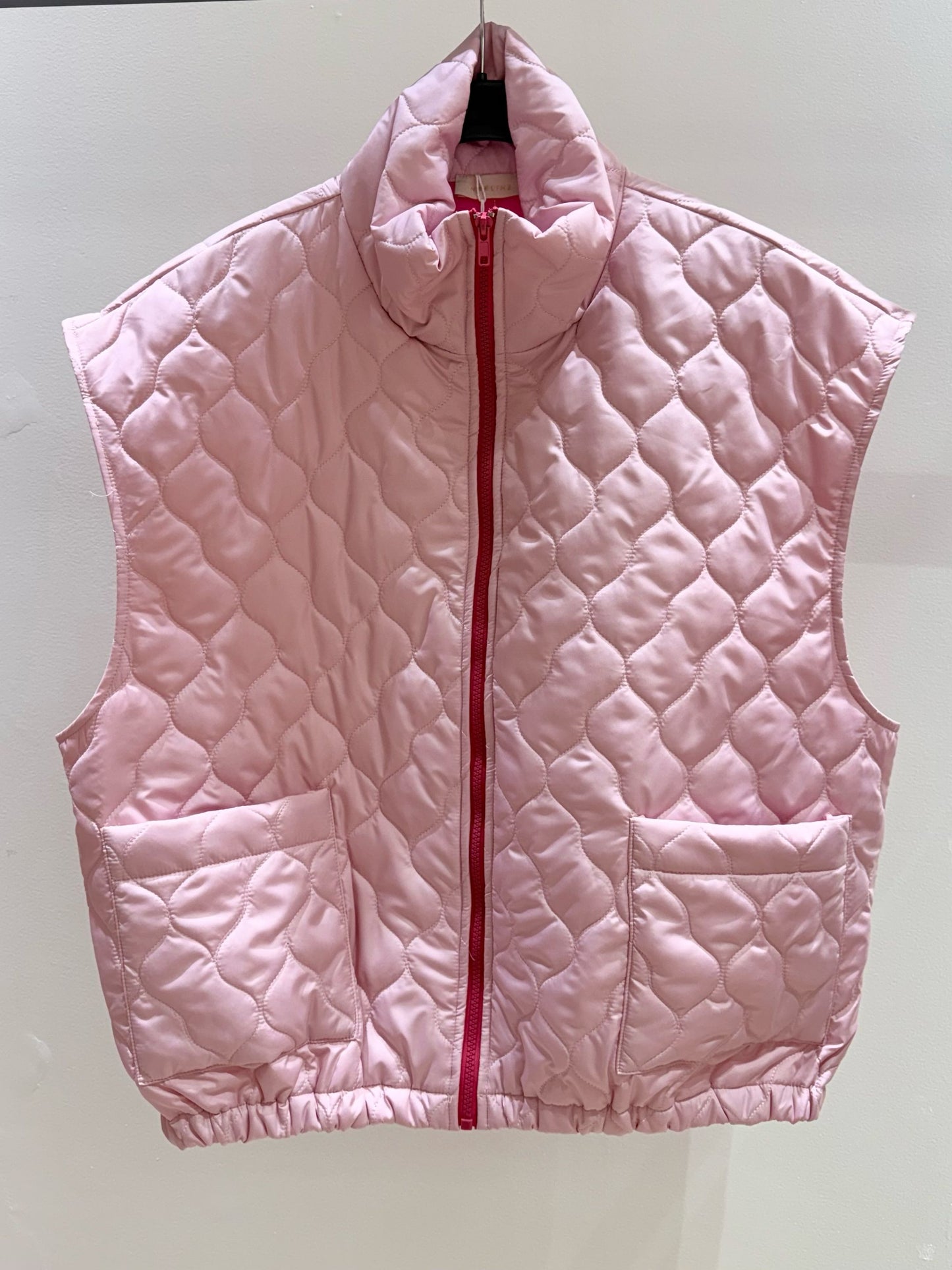 Penny pink red zip gilet