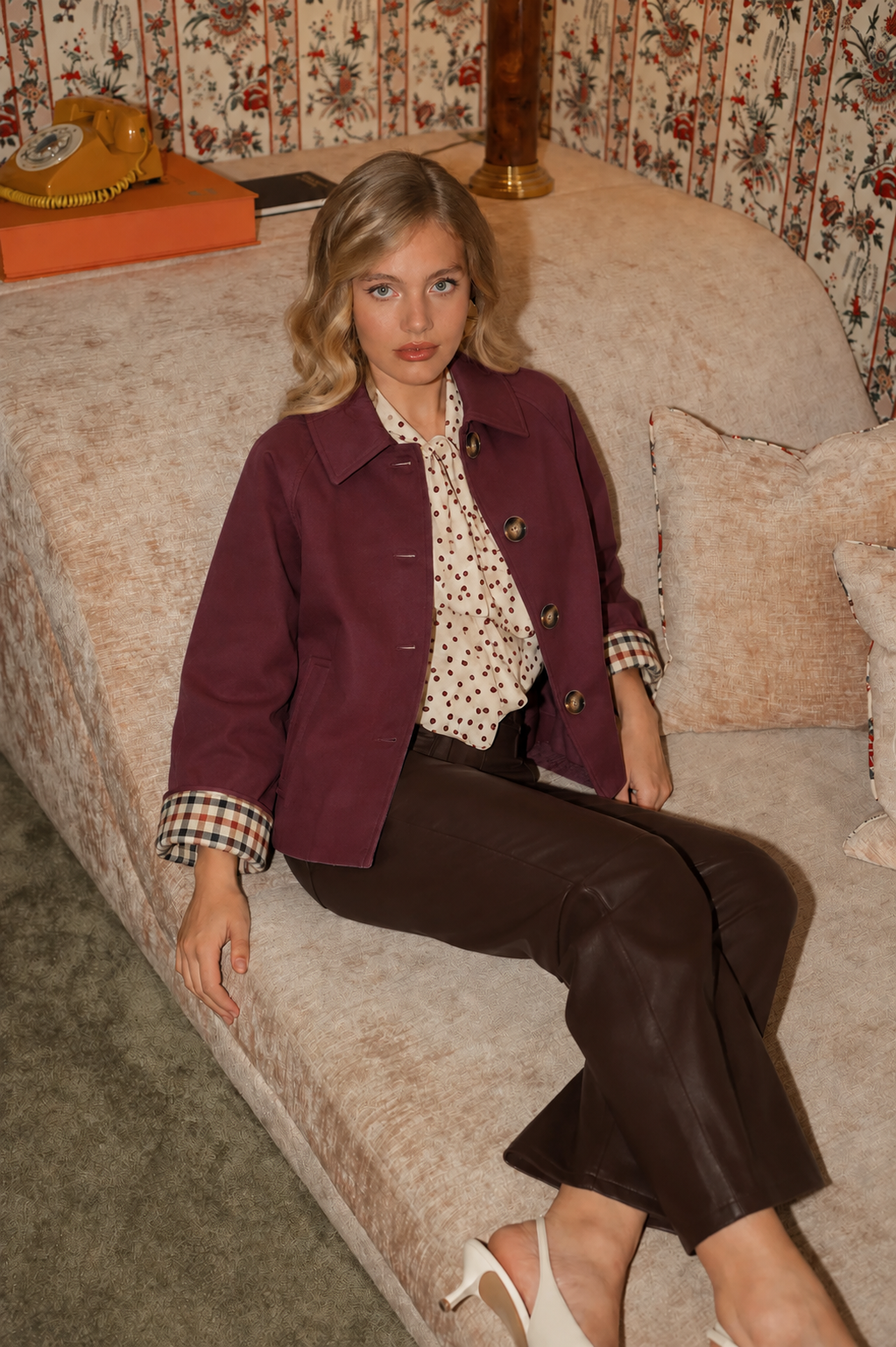 Chloe burgundy check short trench