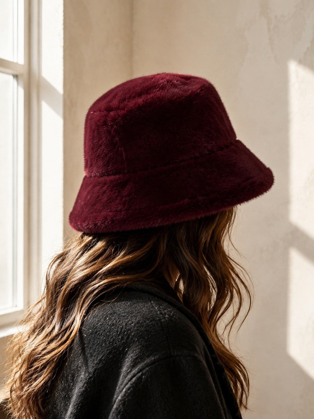 Faux fur burgundy bucket hat