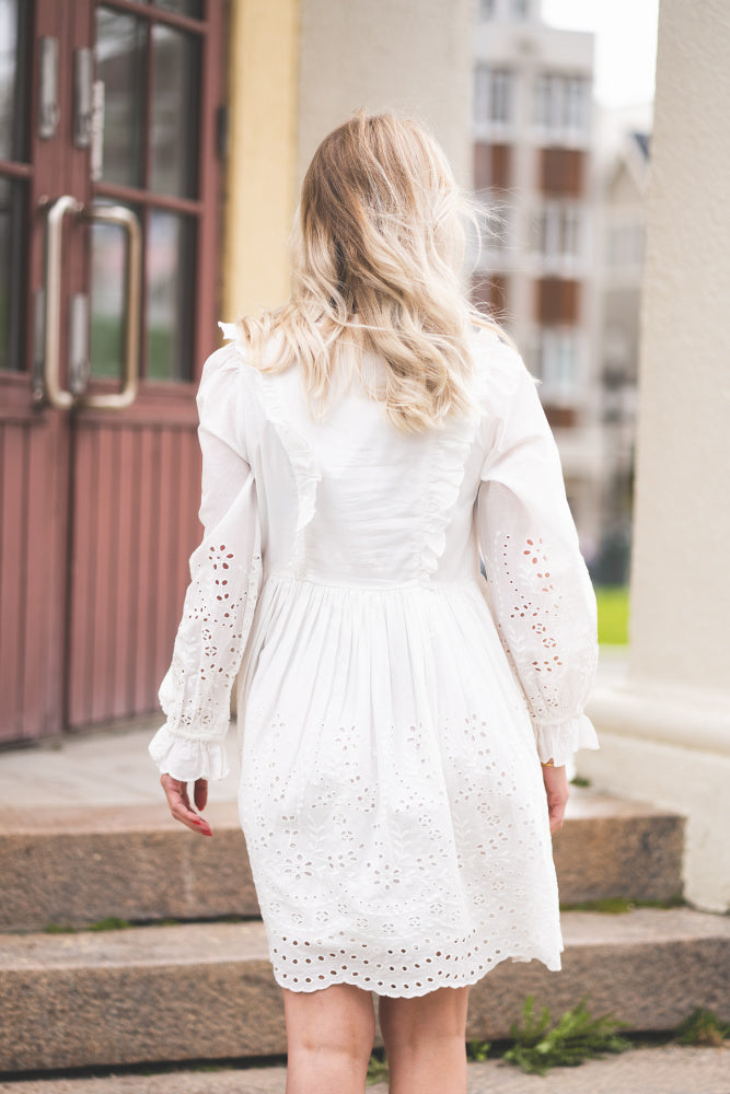 YASLUMA LS DRESS white dress
